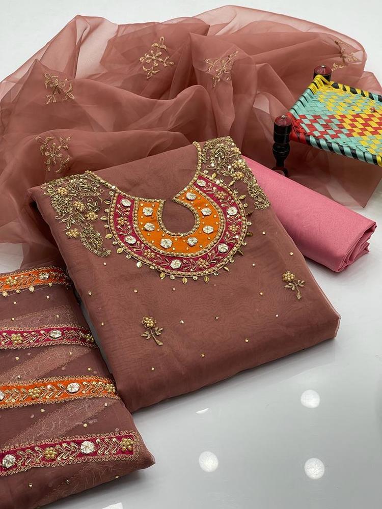 Women's unstitched 3 piece fancy suit